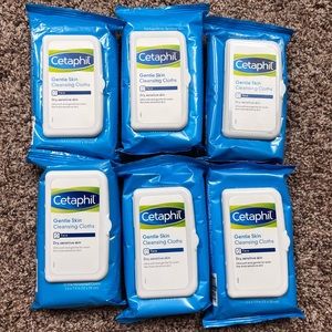 BRAND NEW!! CETAPHIL CLEANSING CLOTHS!!
